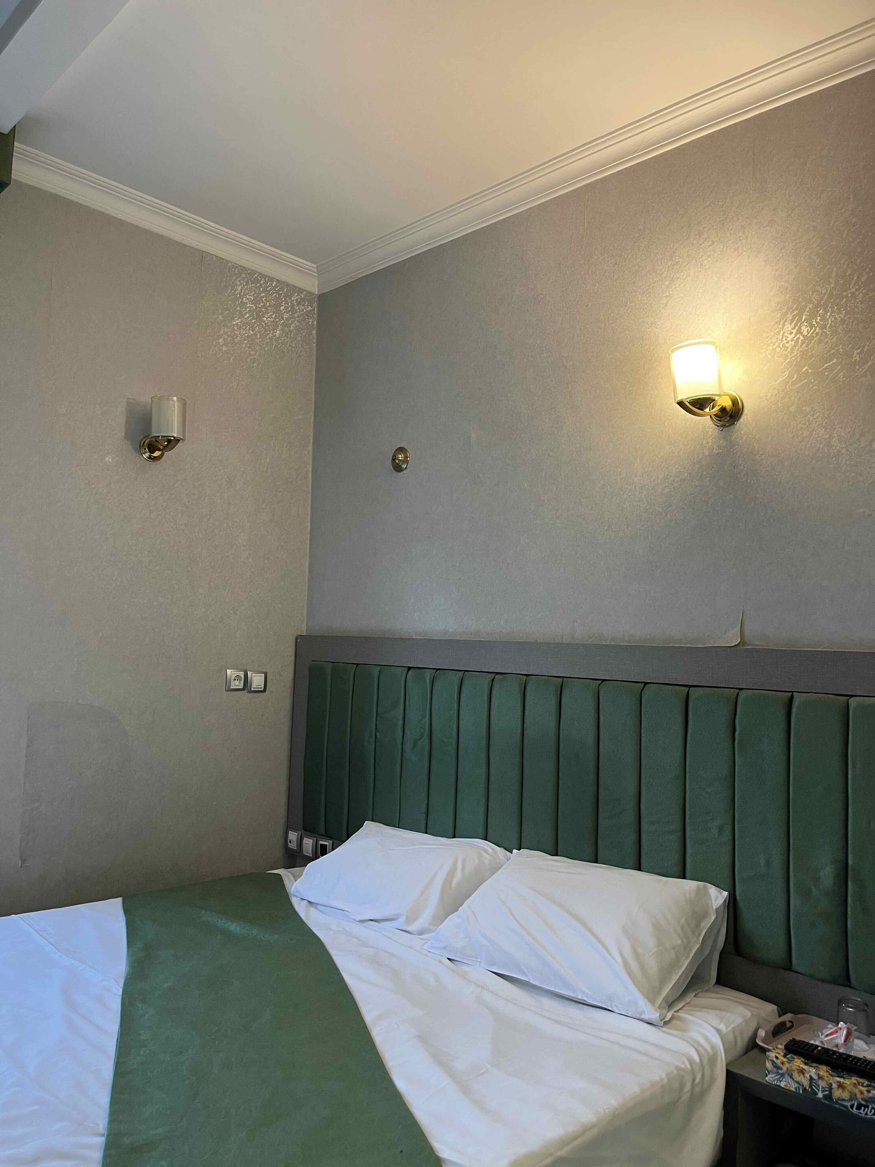 اتاق شماره 107